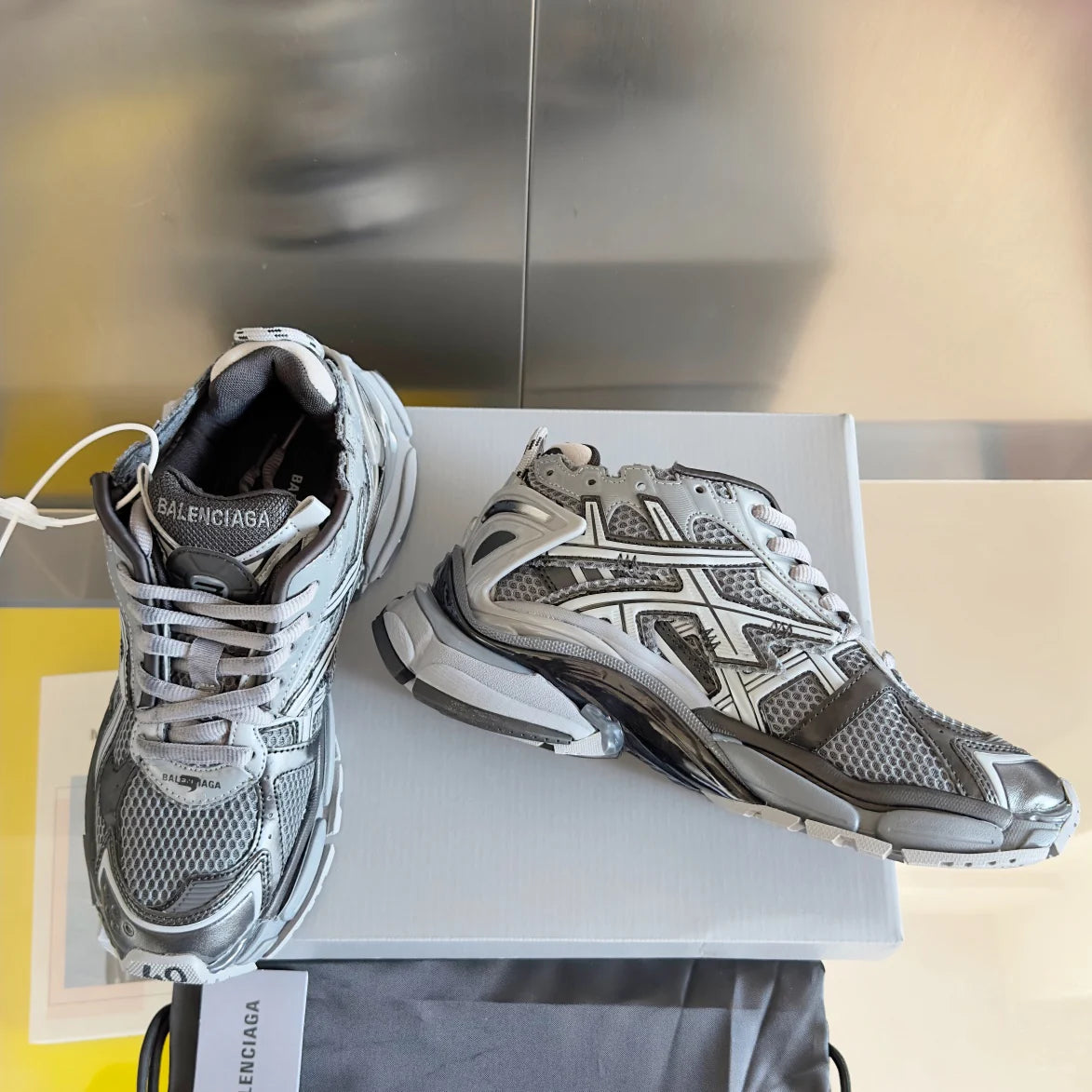 250415 New top-quality retro sports shoes