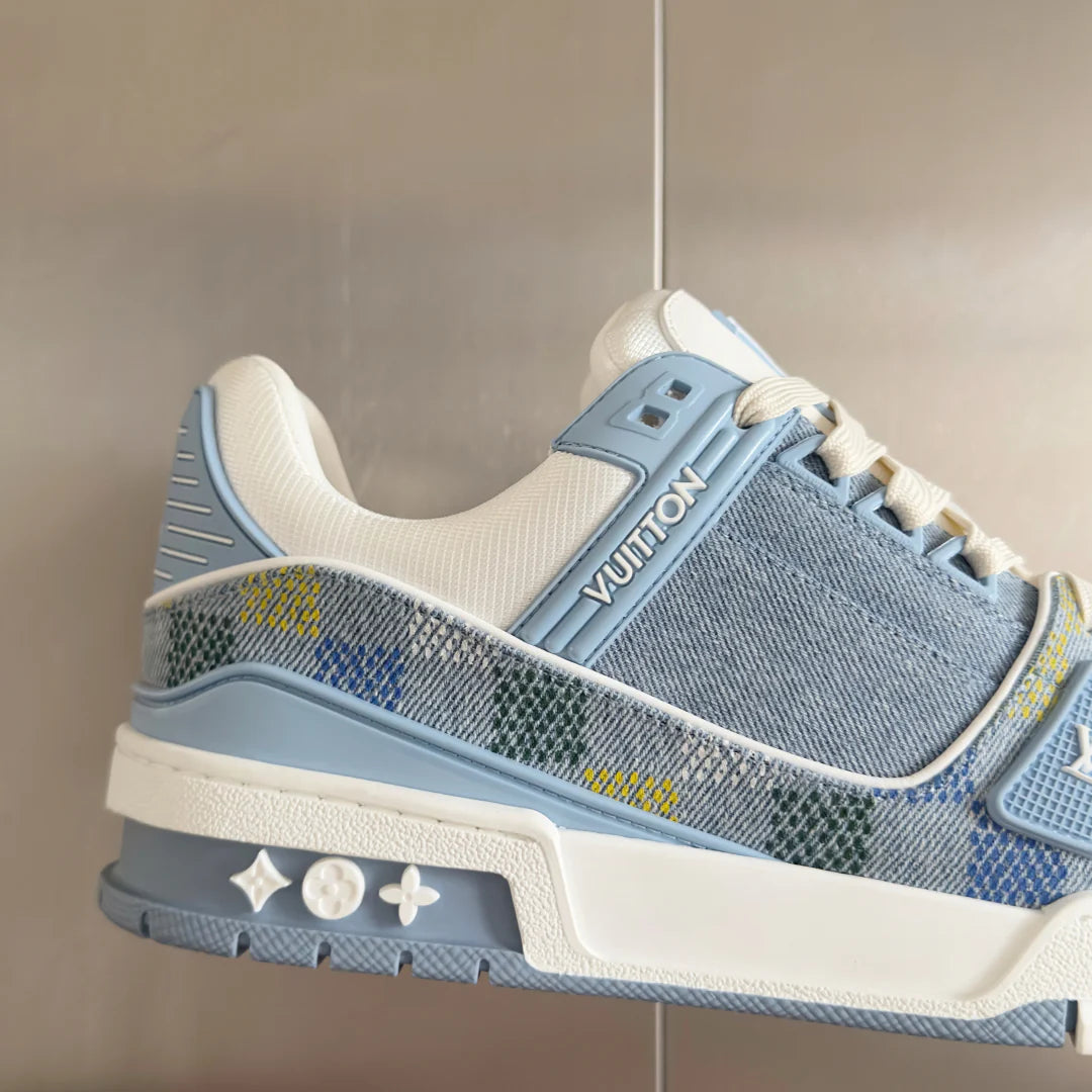 250318 New high quality new color board shoes