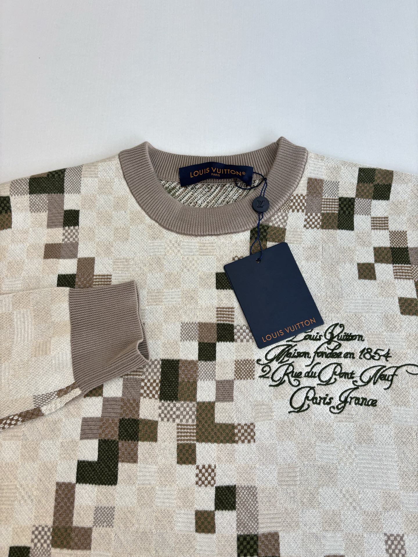 250902 New high-quality mosaic-printed checkerboard sweater