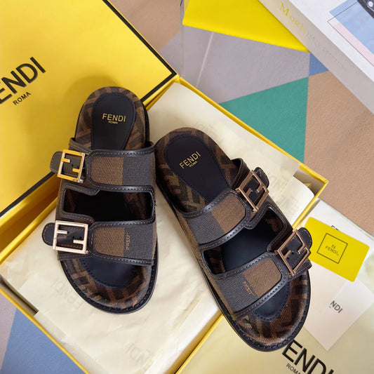 250513 New high-quality classic icon slippers