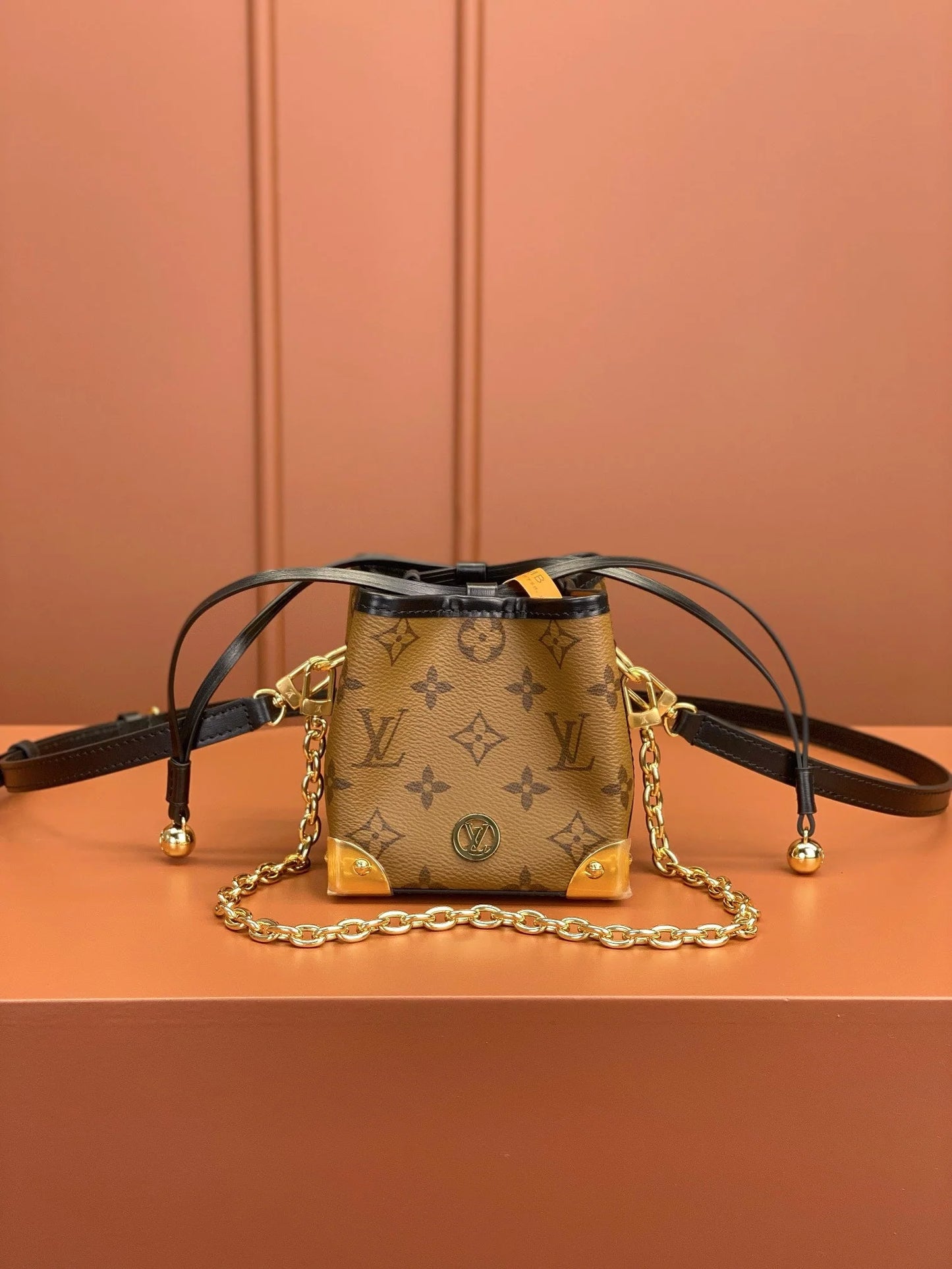 0528 Noé Purse LV Charms Monogram Reverse