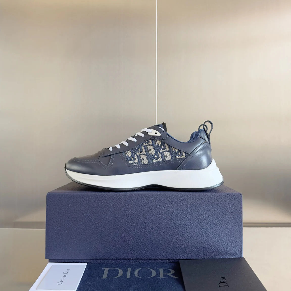 250422 New high-end, comfortable and casual sports shoes