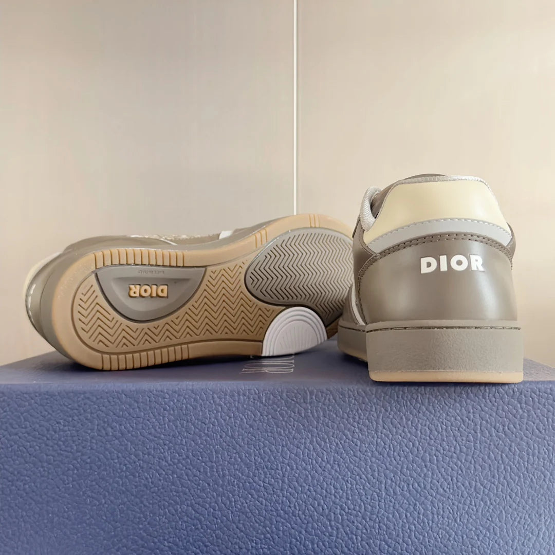250415 New top-quality rest sports shoes and sneakers