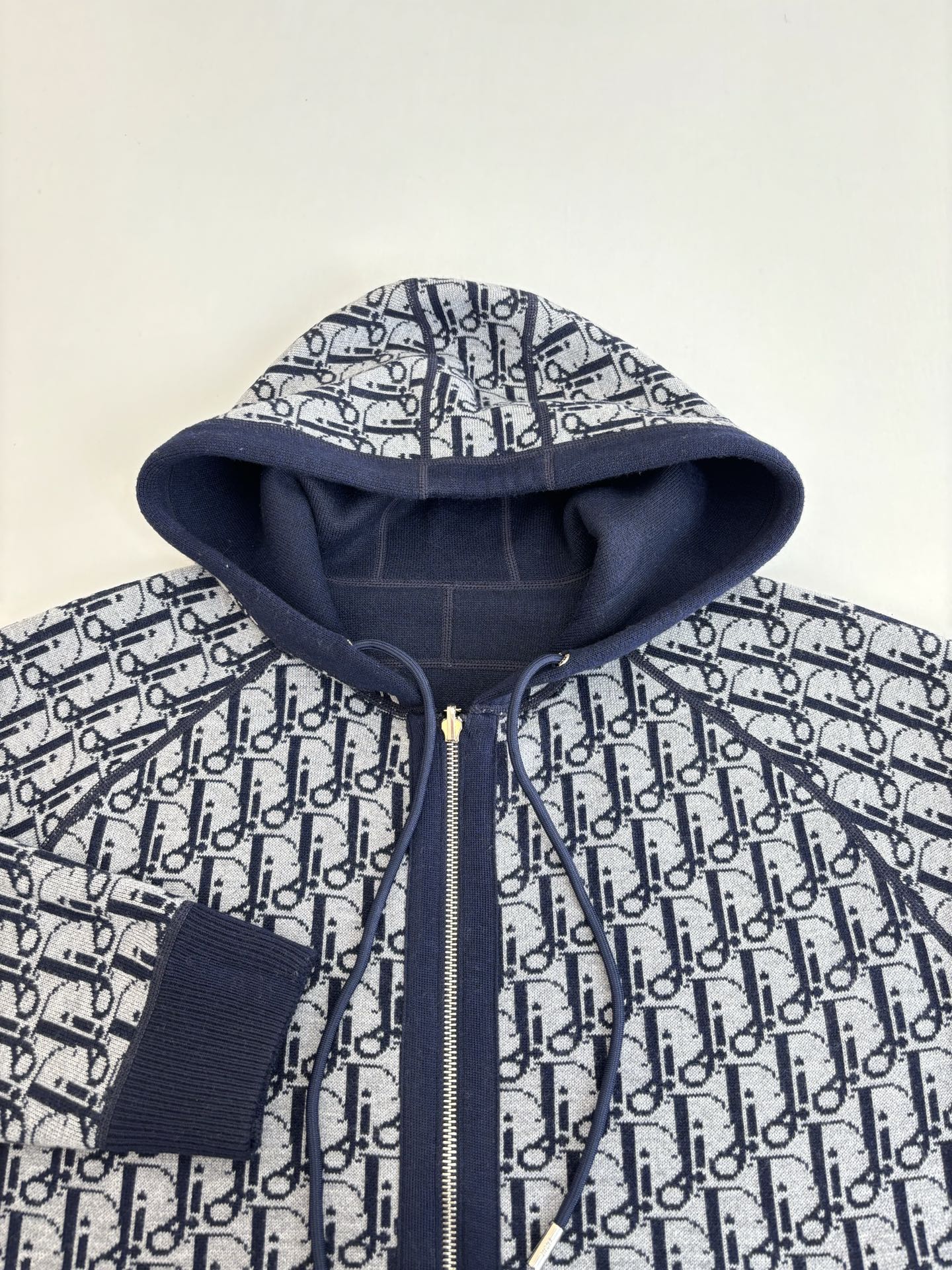 250902 A new high-quality double-sided jacquard cashmere knitted hooded sweatshirt