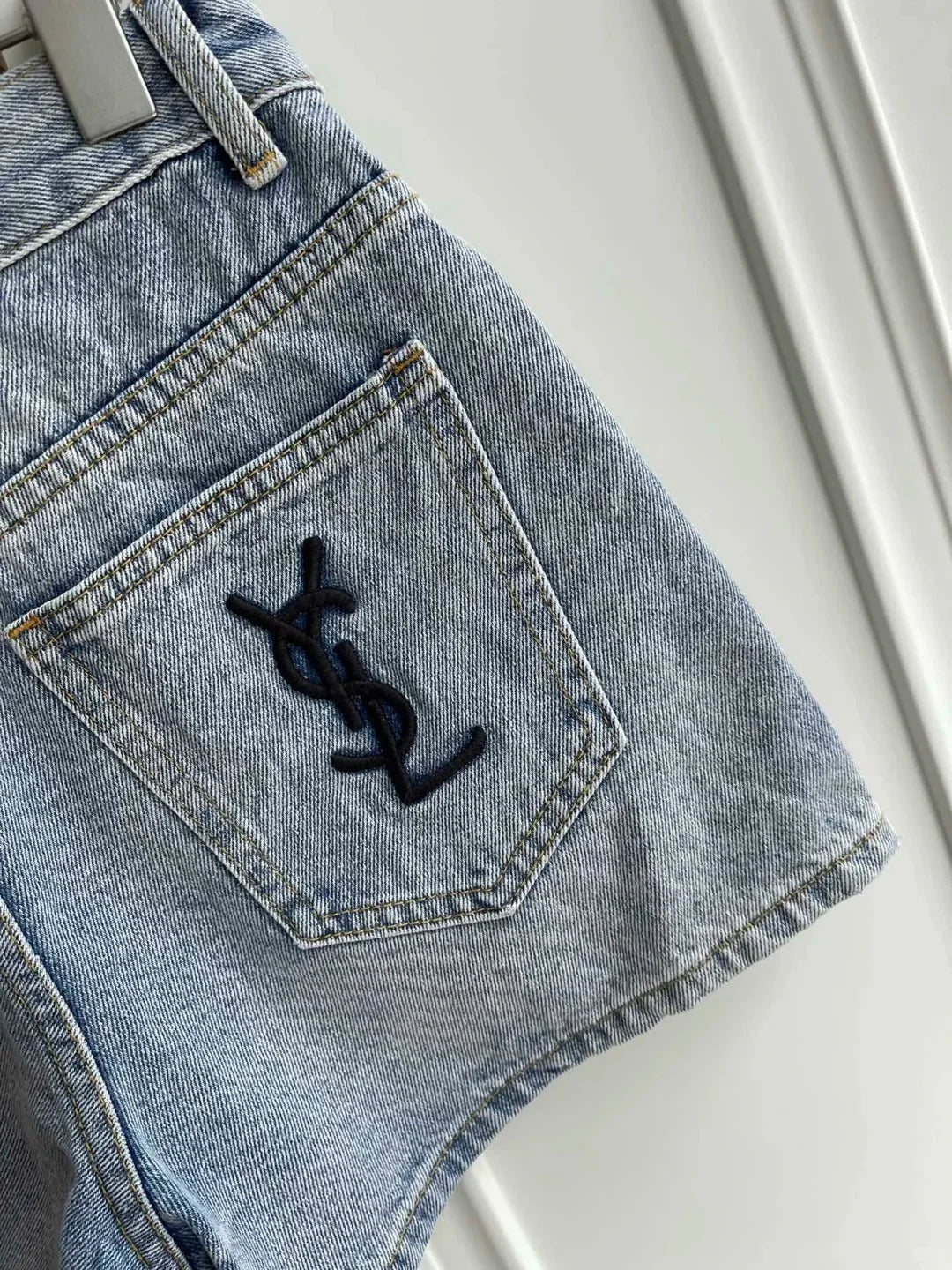 0528 saint laurent jeans