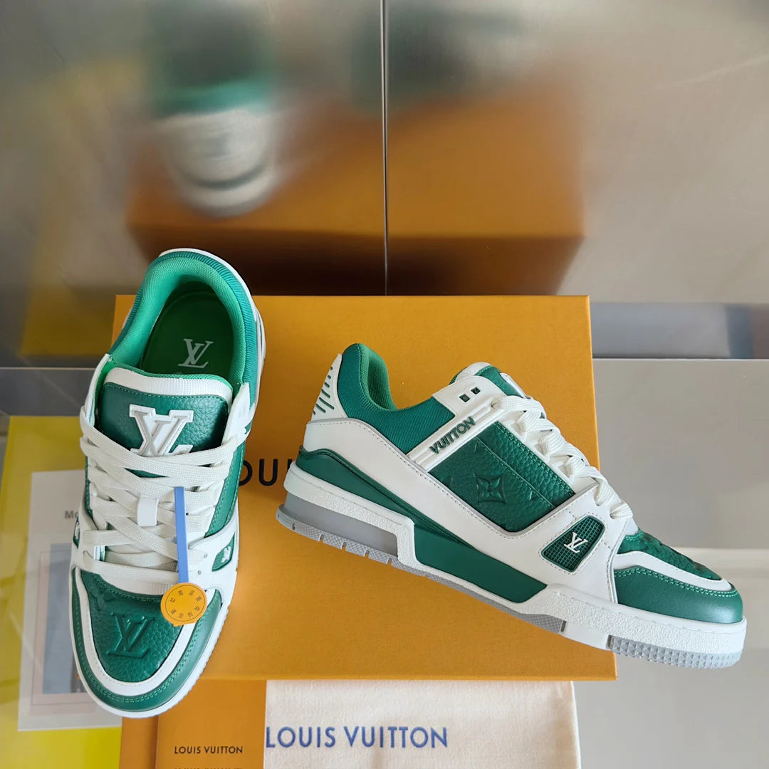 250318 New high quality new color board shoes