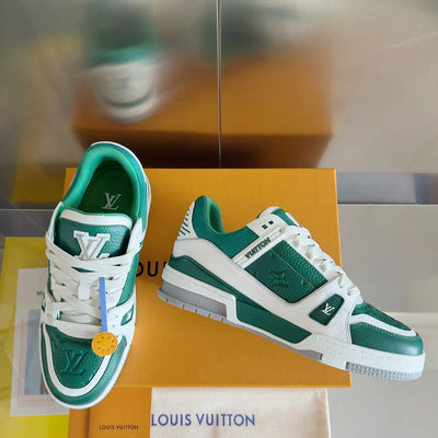 250318 New high quality new color board shoes