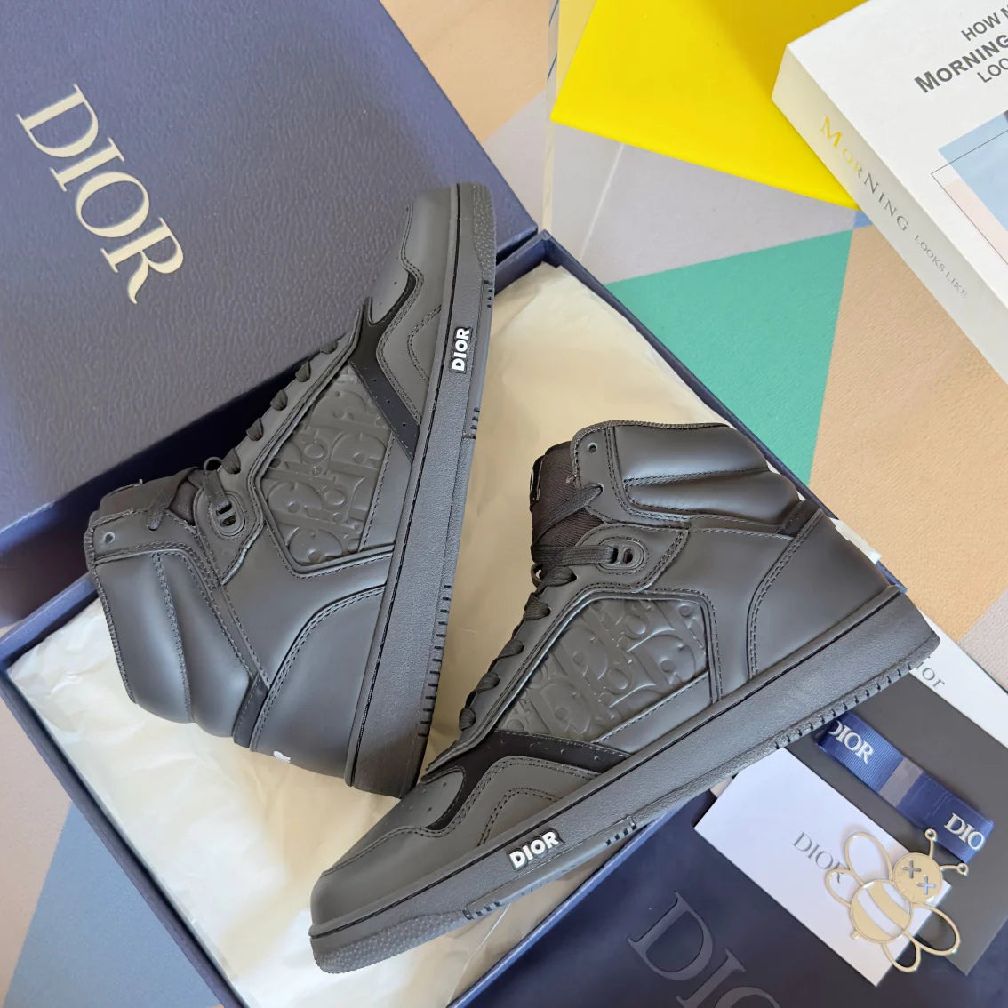 250415 New top-quality rest sports shoes and sneakers