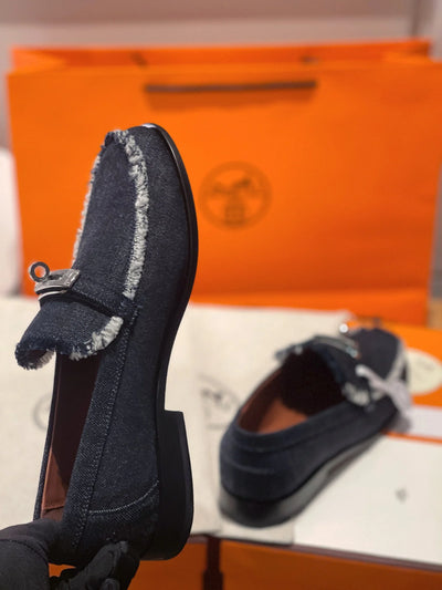 250527 New high-quality classic retro thick-soled loafers