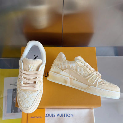 250513 New top-quality spray-painted casual and fashionable sneakers