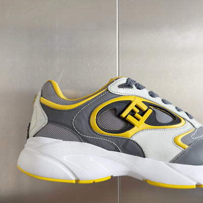 250501 New high-end simple casual sports shoes
