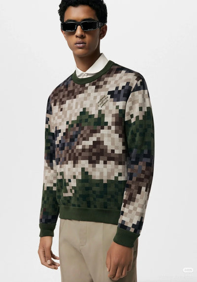 250923 New high-quality gradient Mosaic camouflage sweater
