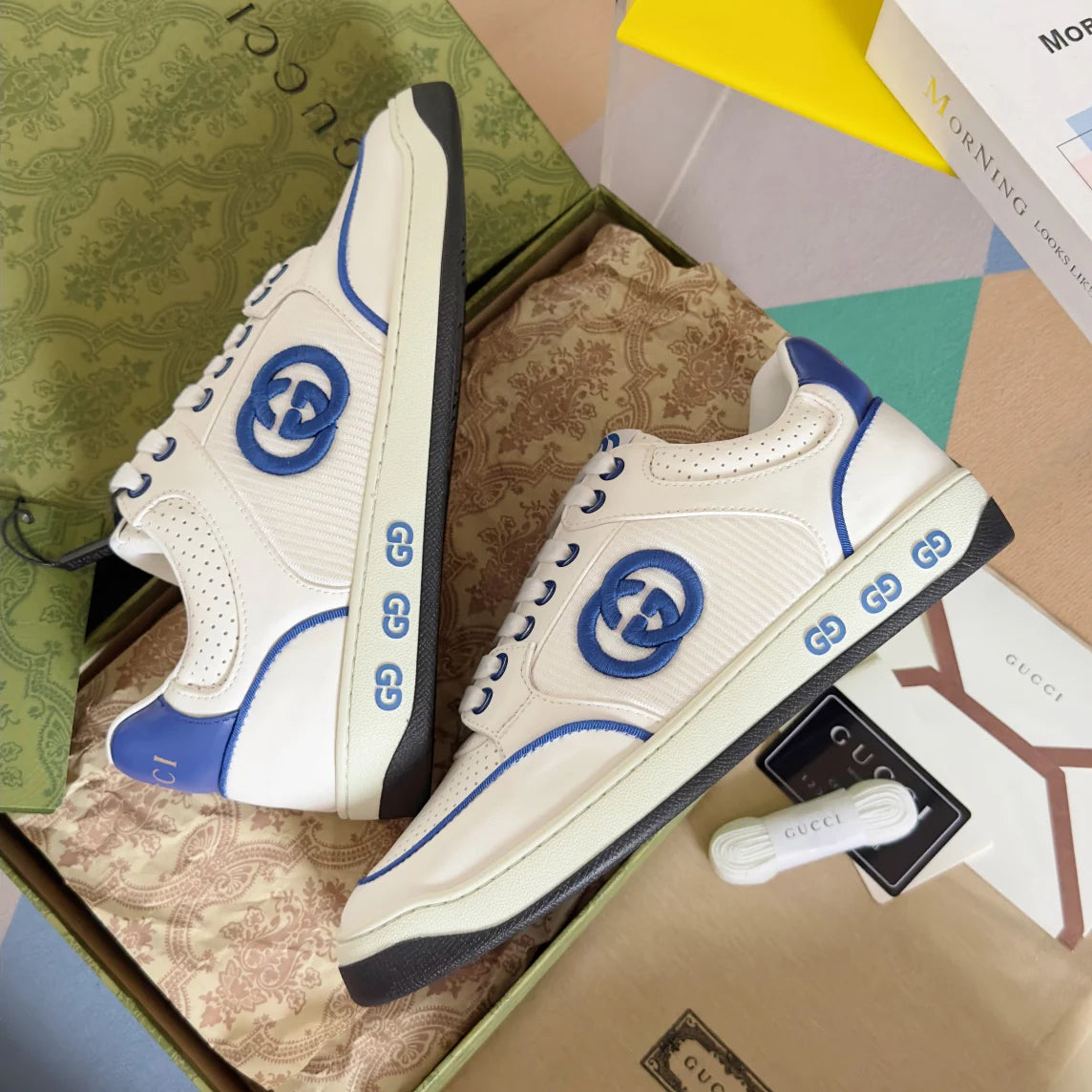 250422 New high-end and comfortable basic sports shoes