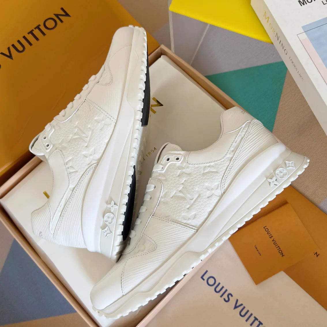 250318 New high quality new color board shoes