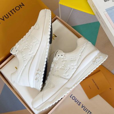 250318 New high quality new color board shoes