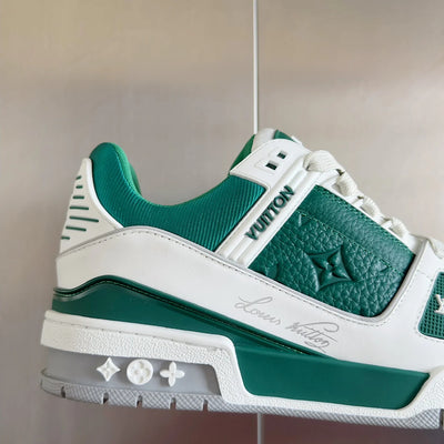 250318 New high quality new color board shoes