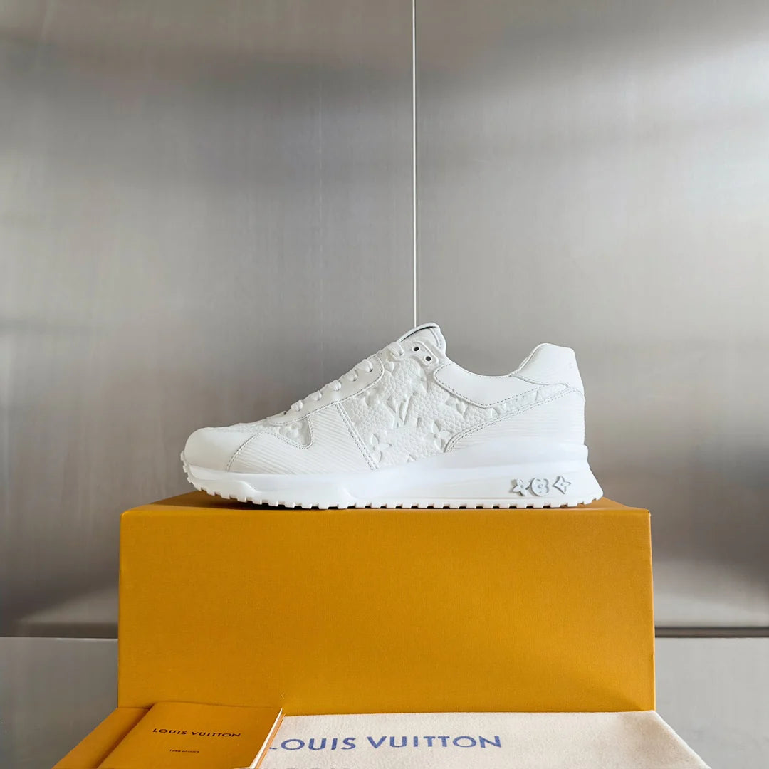 250318 New high quality new color board shoes