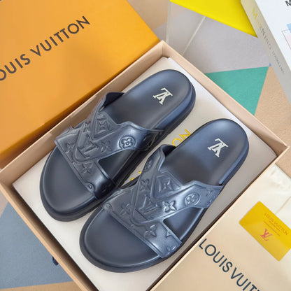 250501 New top-quality, simple and fashionable slippers