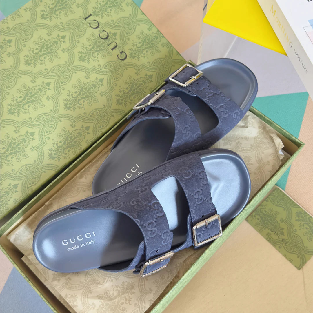 250507 New high-quality thick-soled embossed slippers