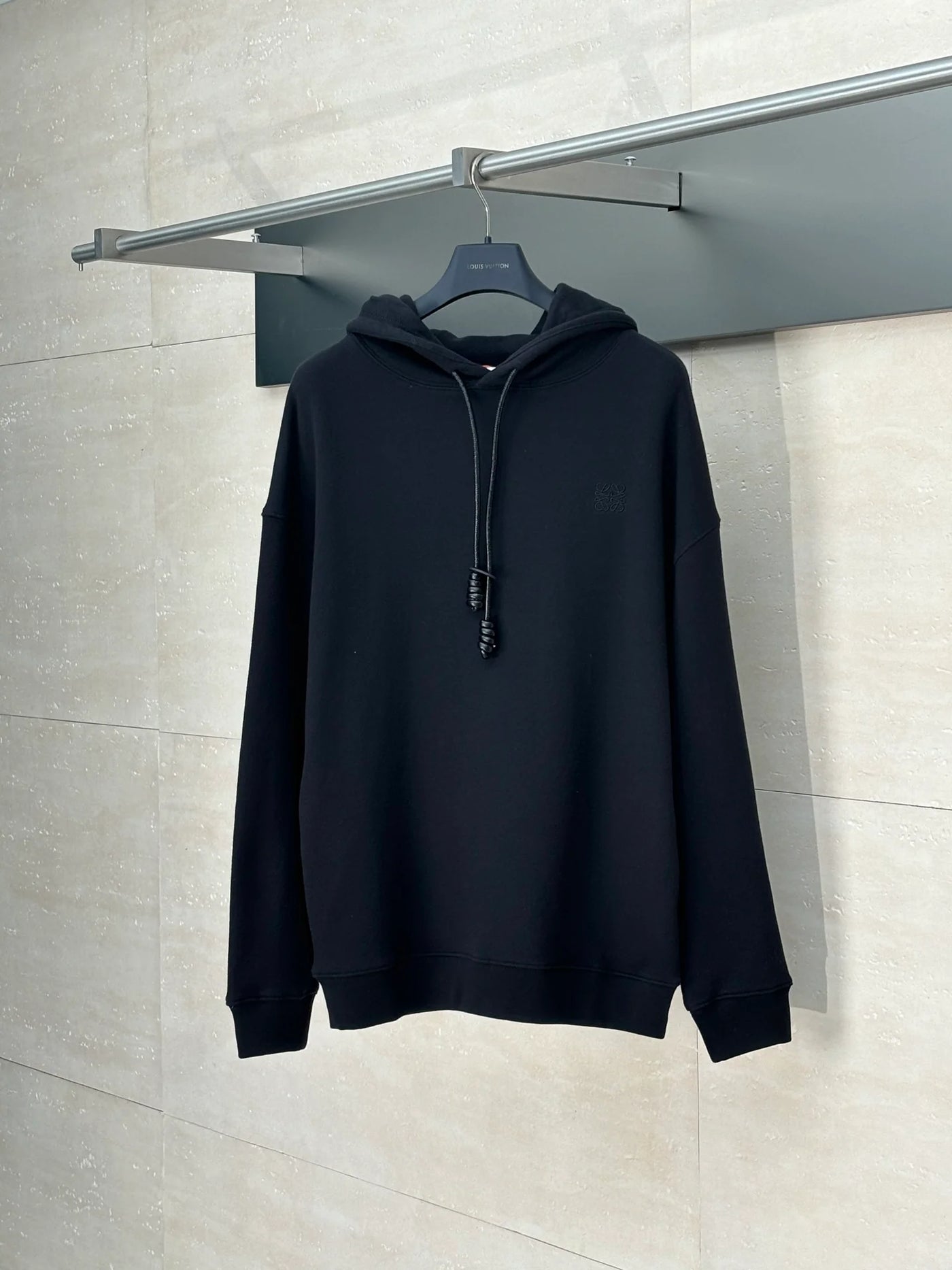 250819 New high-quality leather embroidered hooded sweatshirt