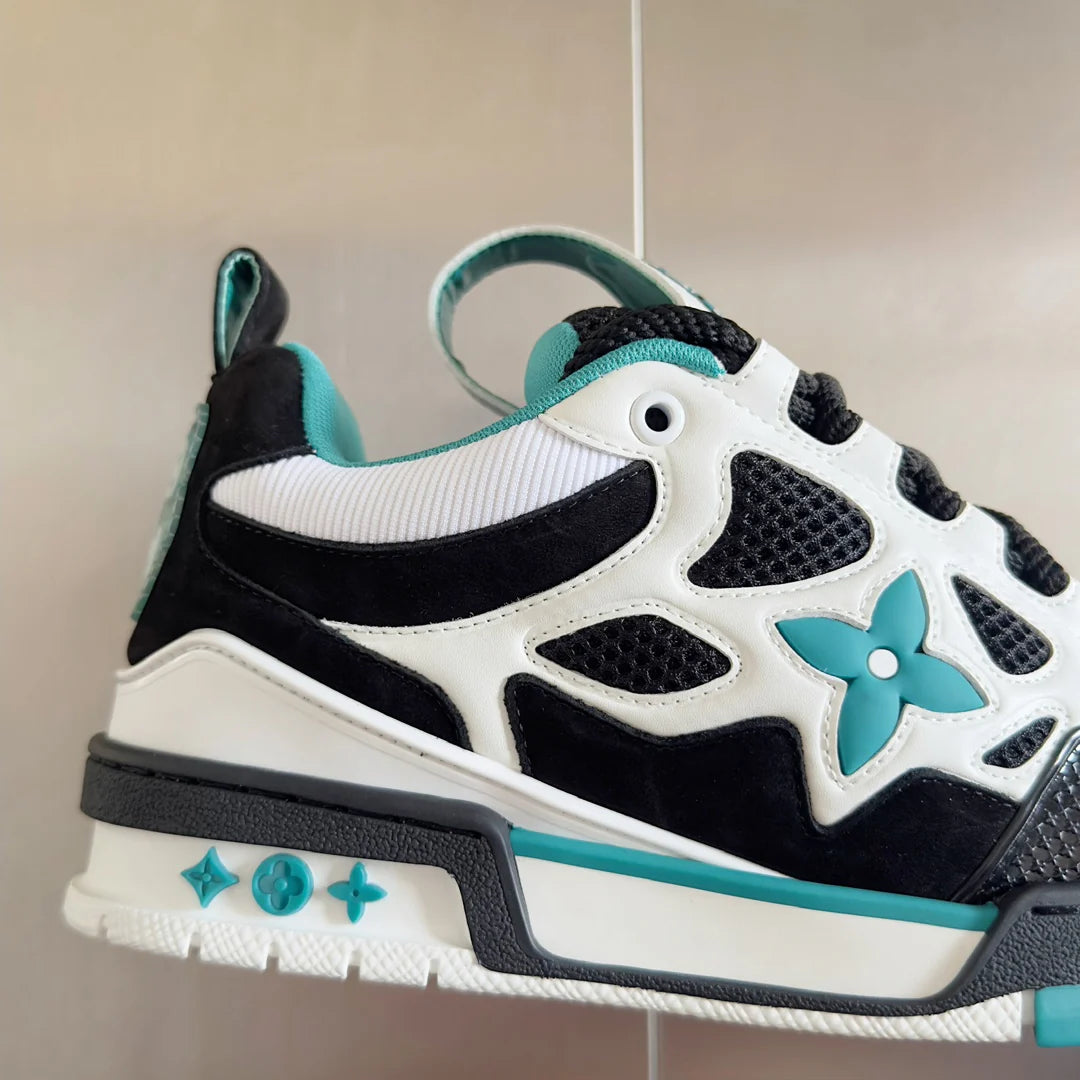 250415 New top-quality four-leaf clover casual sports shoes