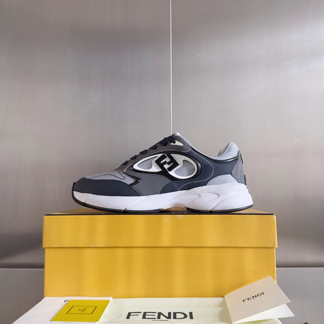 250501 New high-end simple casual sports shoes