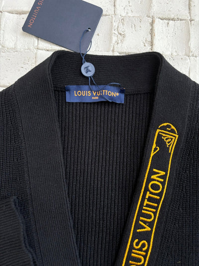 250617 A new high-quality embroidered short knitted cardigan