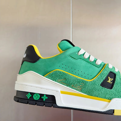 250318 New high quality new color board shoes