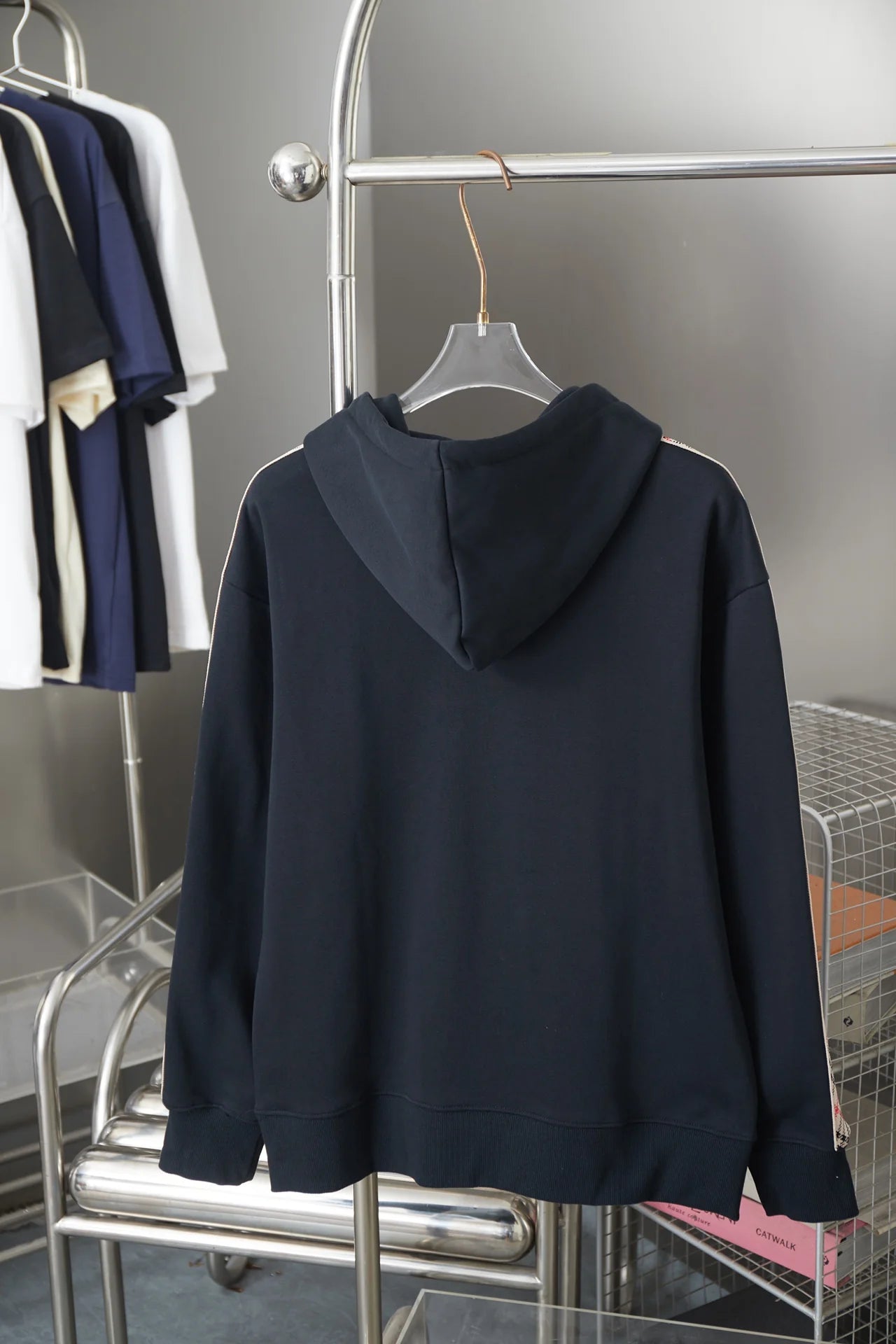 250923 New high-quality checkered ribbon embroidered hooded sweatshirt