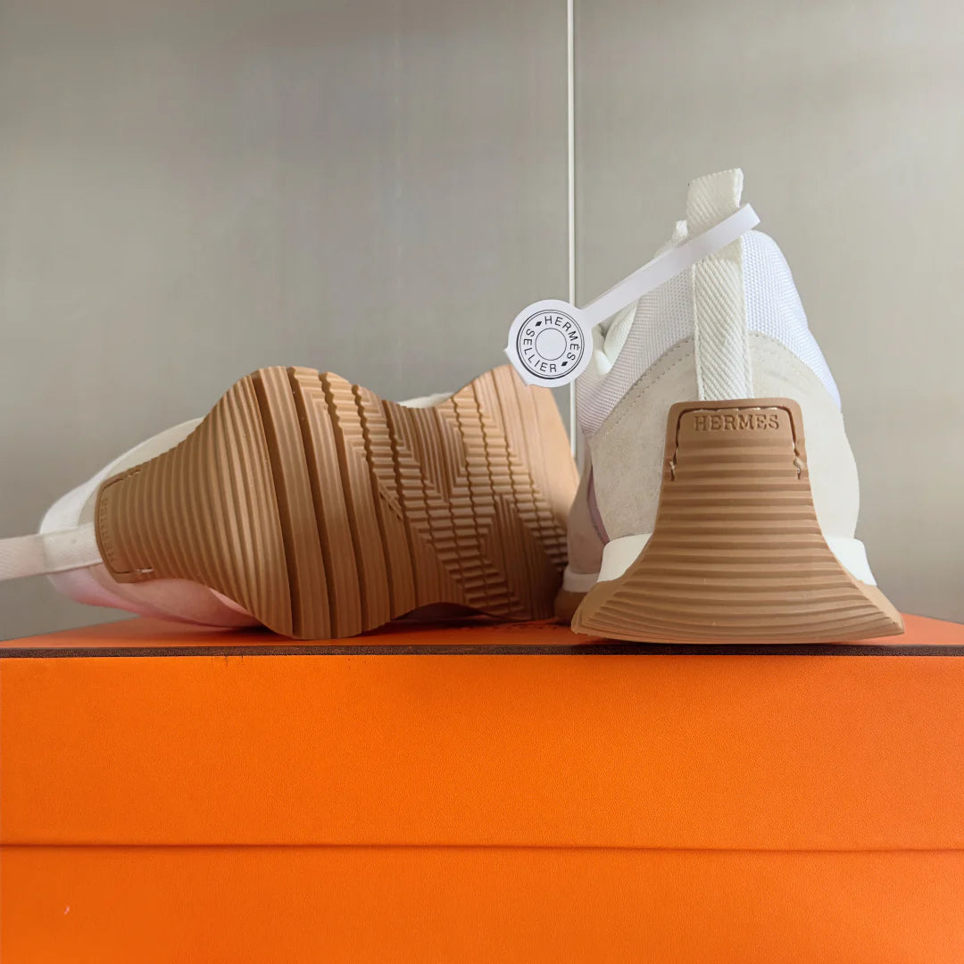 250422 New high-end and comfortable basic sports shoes