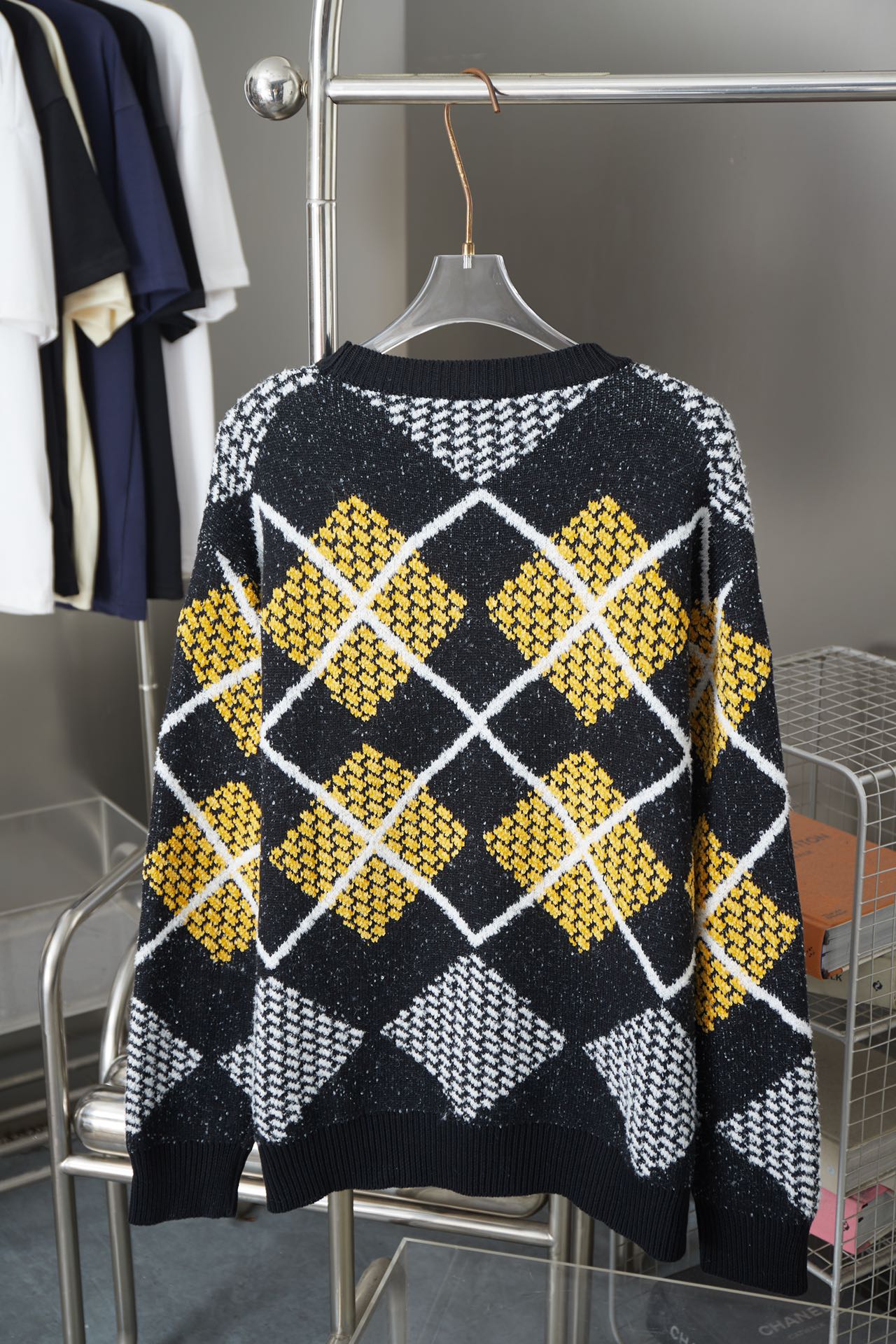 250902 New high-quality square color-blocking letter sweater
