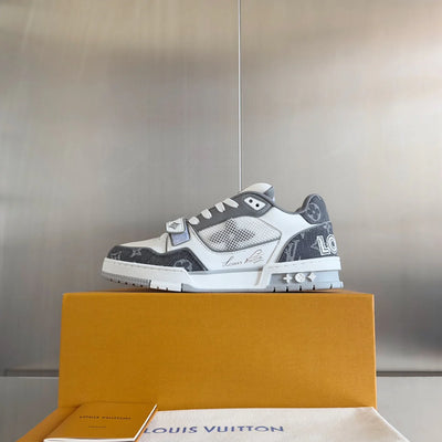 250318 New high quality new color board shoes