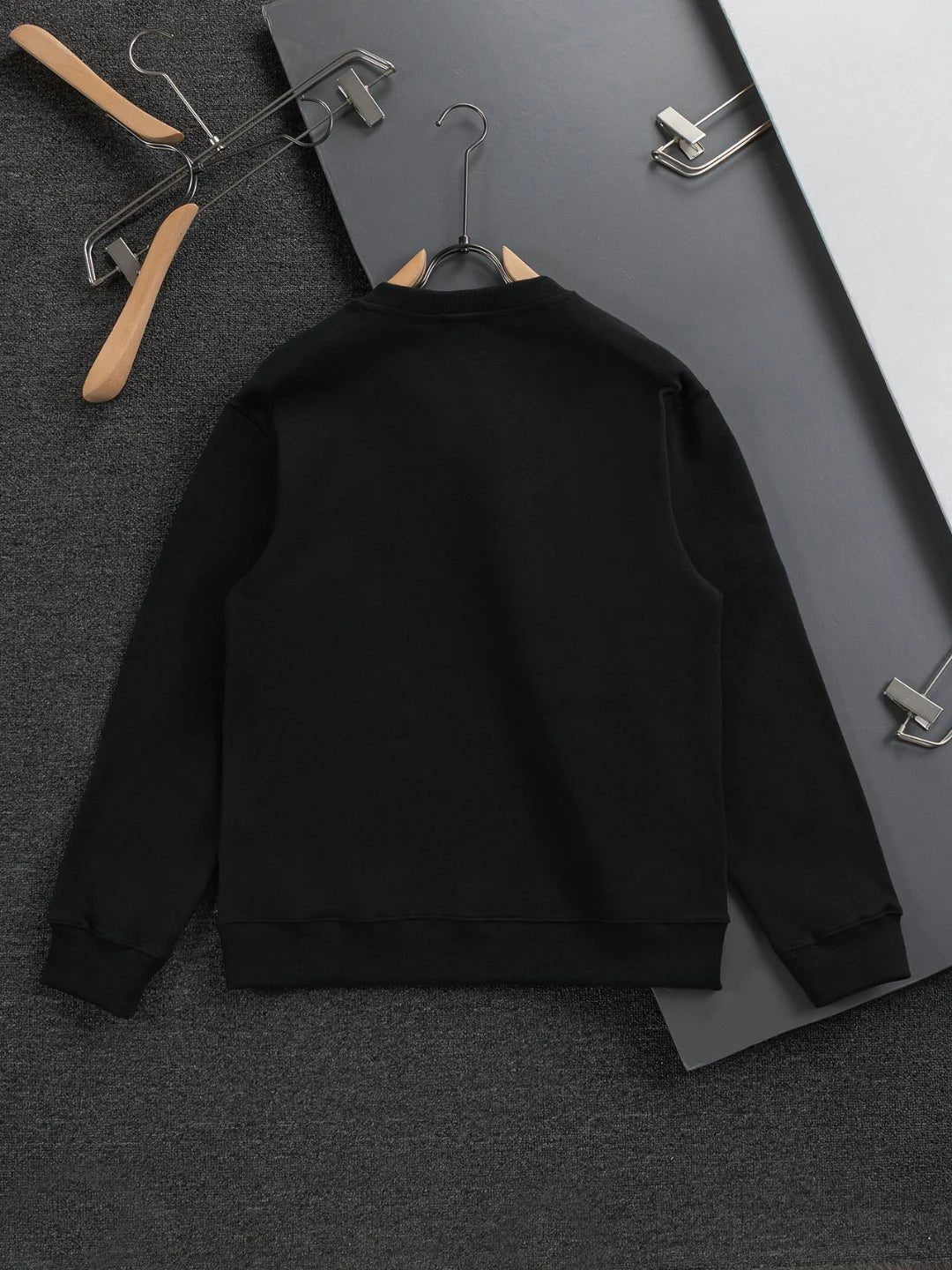 250908 New high-quality multi-color patchwork LOGO round-neck sweatshirt