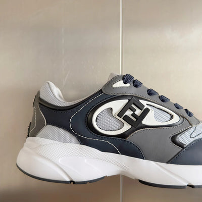 250501 New high-end simple casual sports shoes