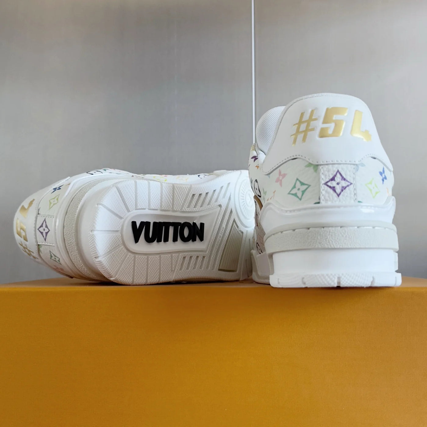 250318 New high quality new color board shoes