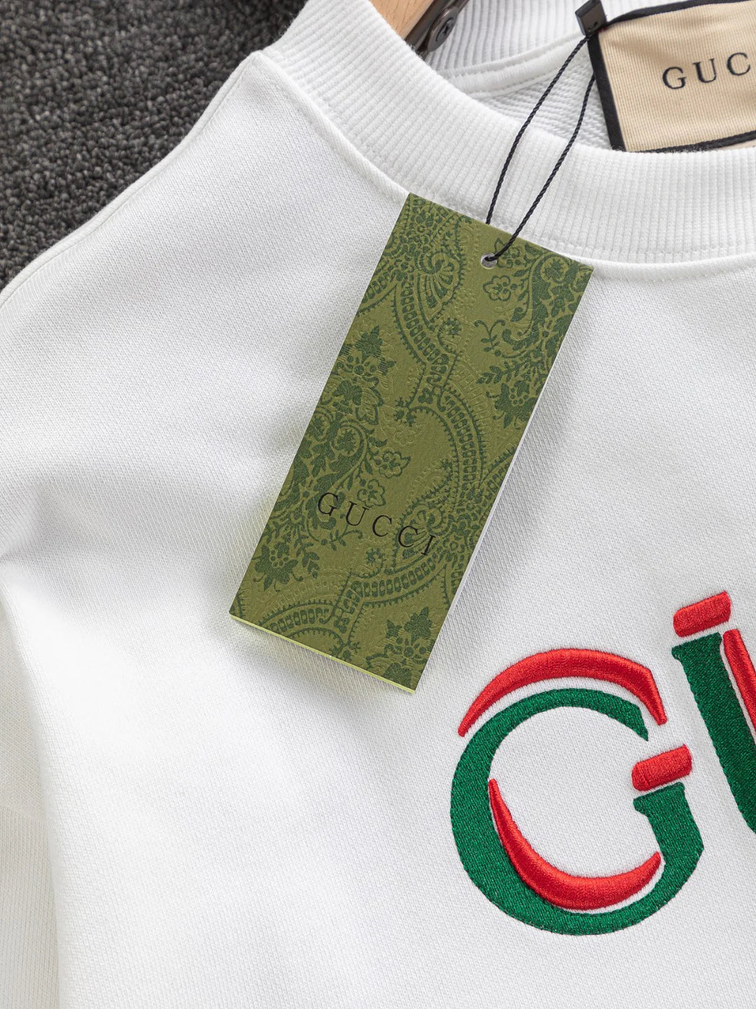 250908 A new high-quality two-color simple sweatshirt