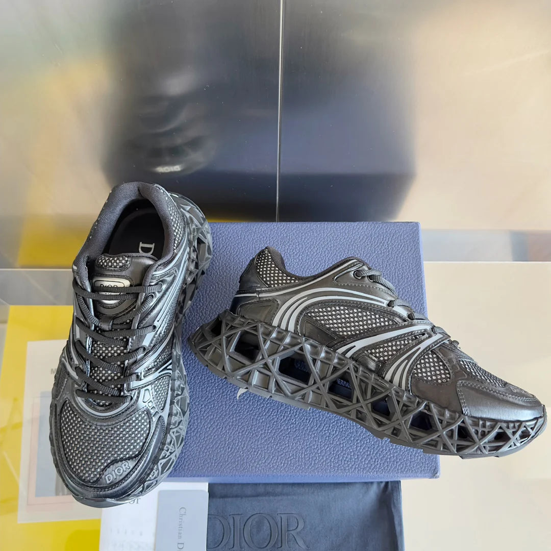 250415 New high-quality capsule series perforated sports shoes