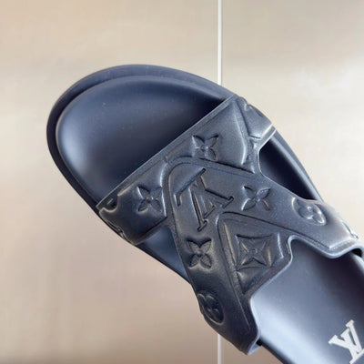 250501 New top-quality, simple and fashionable slippers