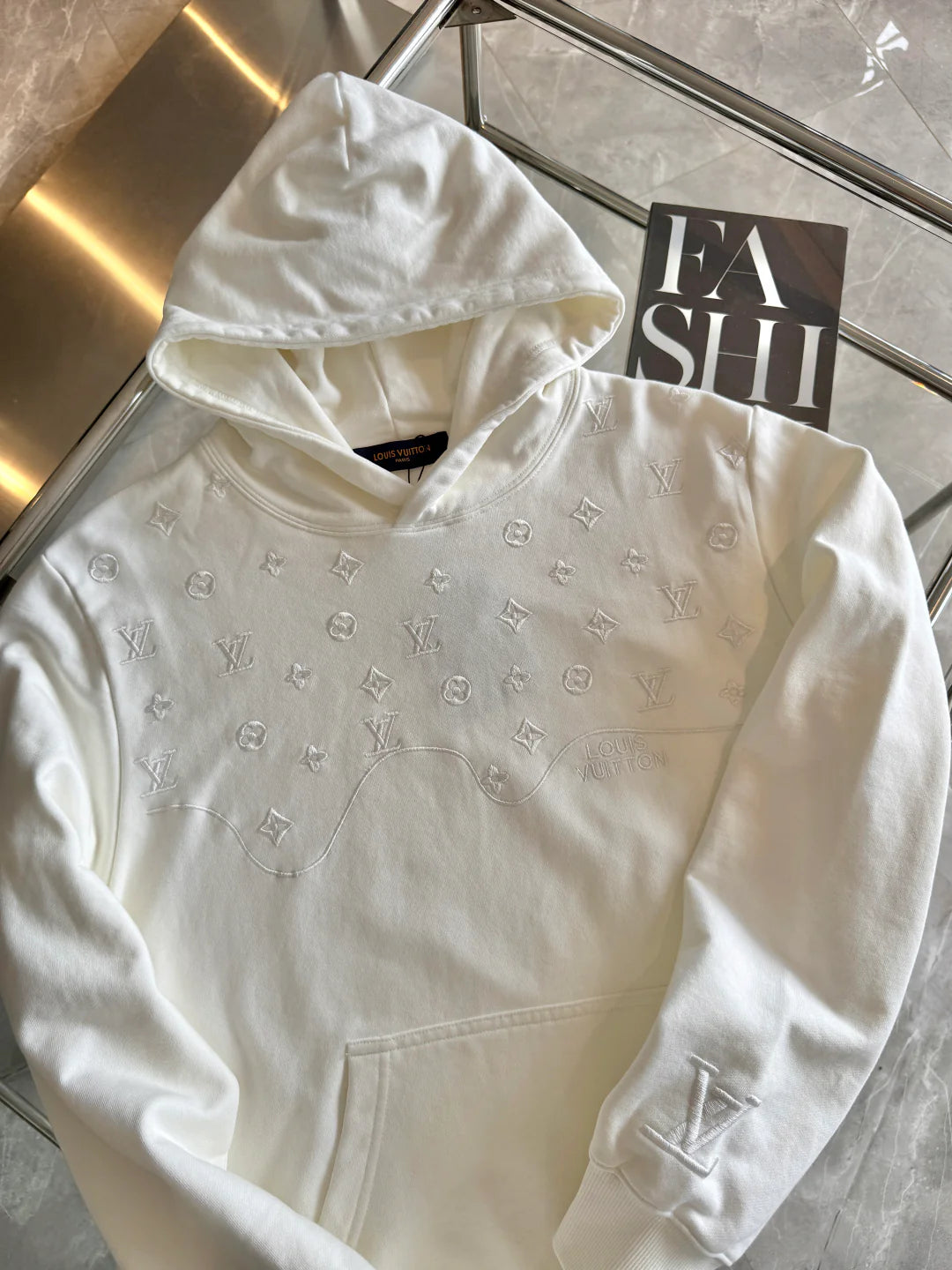 250825 A new high-quality classic must-have zippered hoodie