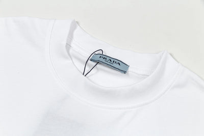 250408 New high-quality metal triangular label casual T-shirt