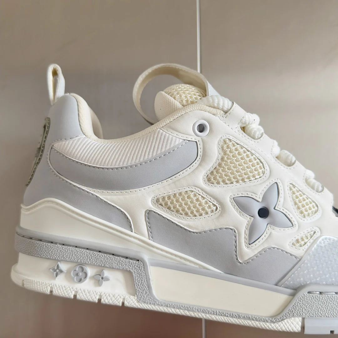 250415 New top-quality four-leaf clover casual sports shoes