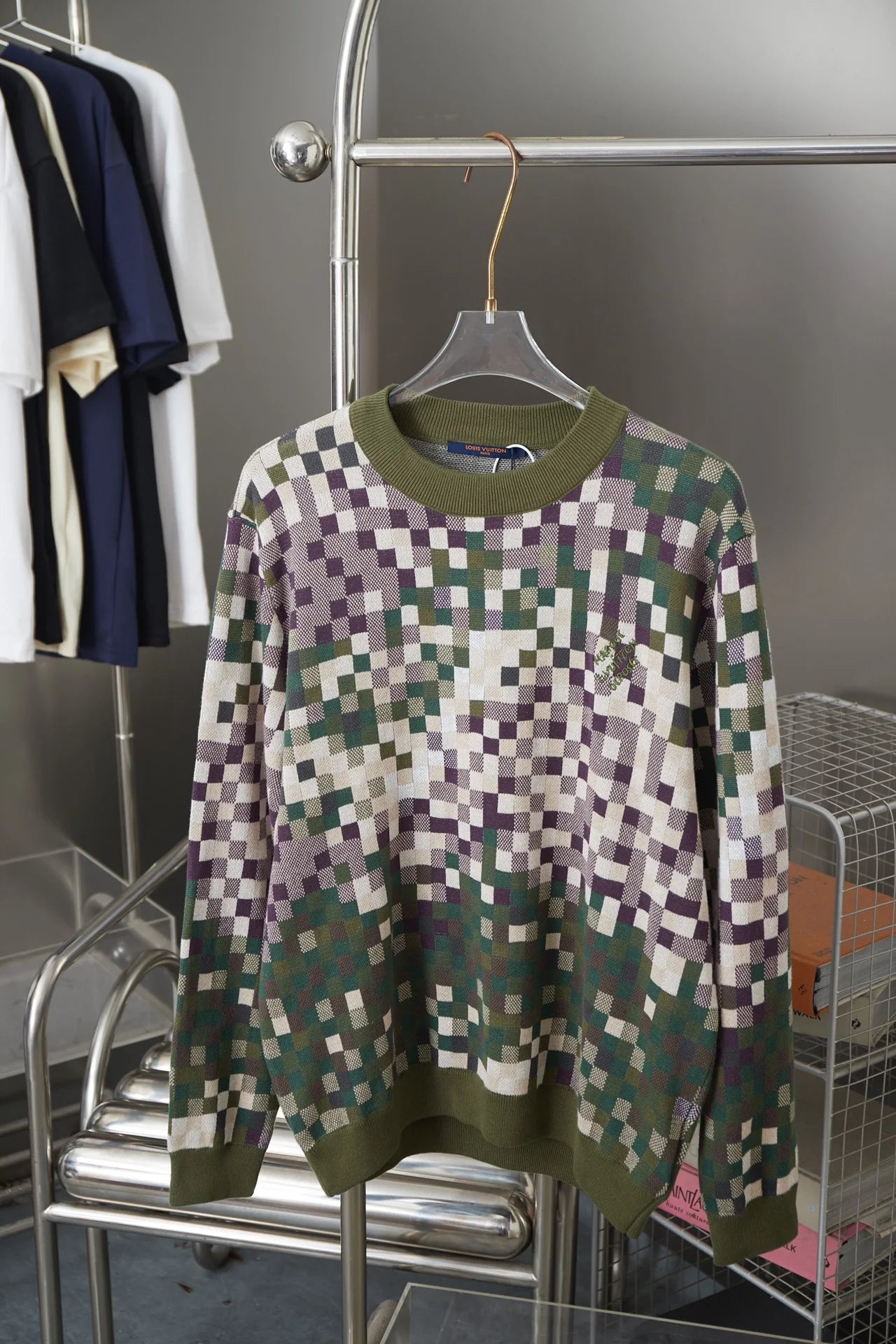 250923 New high-quality gradient Mosaic camouflage sweater