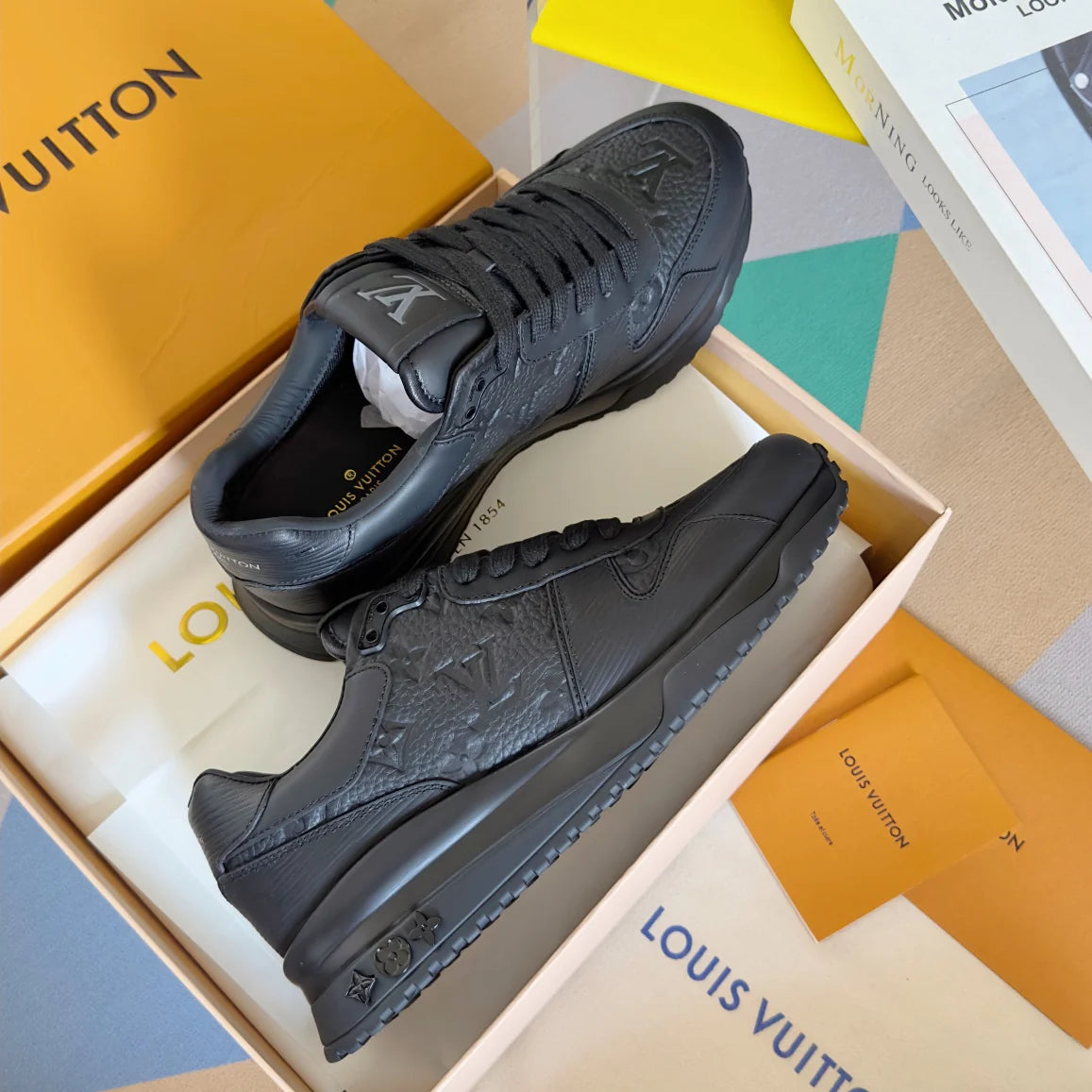 250318 New high quality new color board shoes