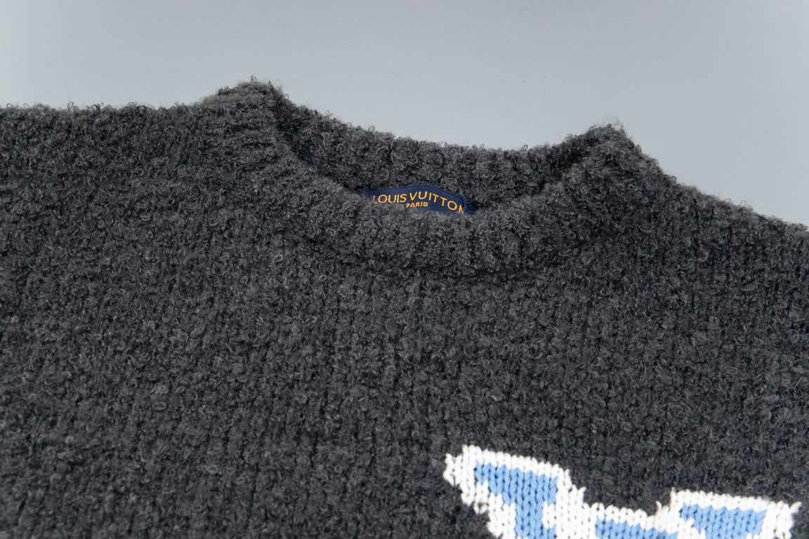 1203 New monogrammed wool sweater