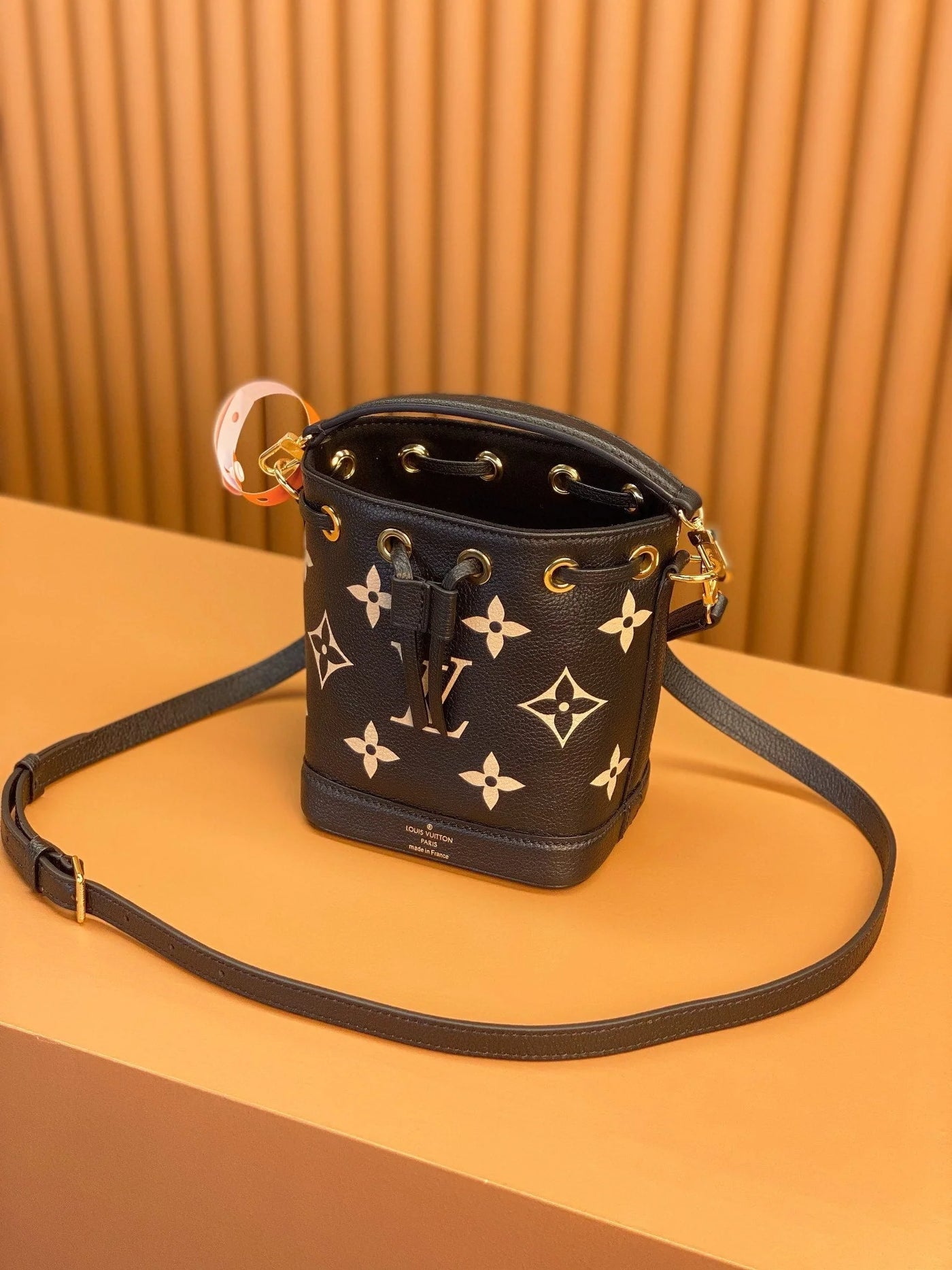 0528 Nano Noé Bicolour Monogram Empreinte Leather