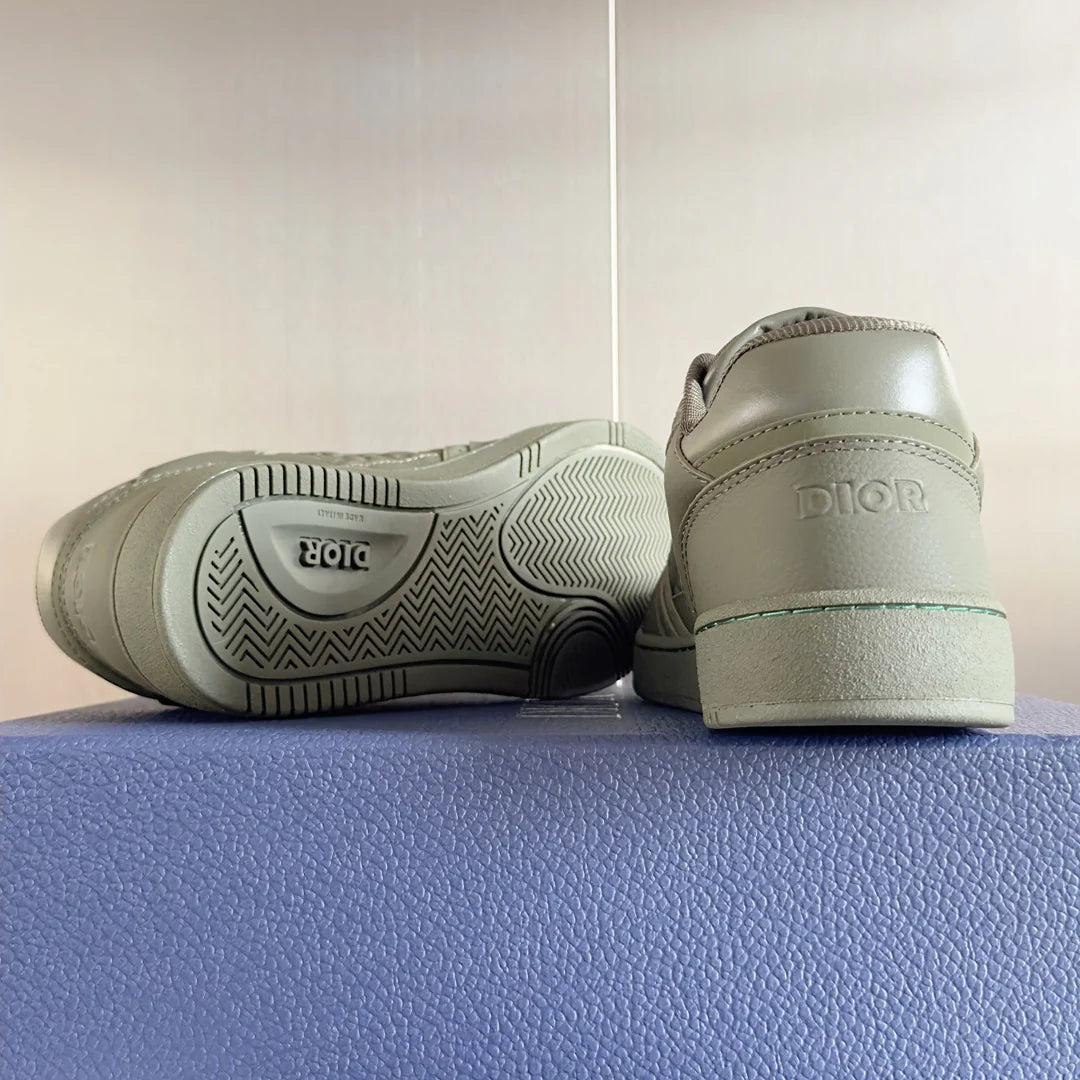 250415 New top-quality rest sports shoes and sneakers