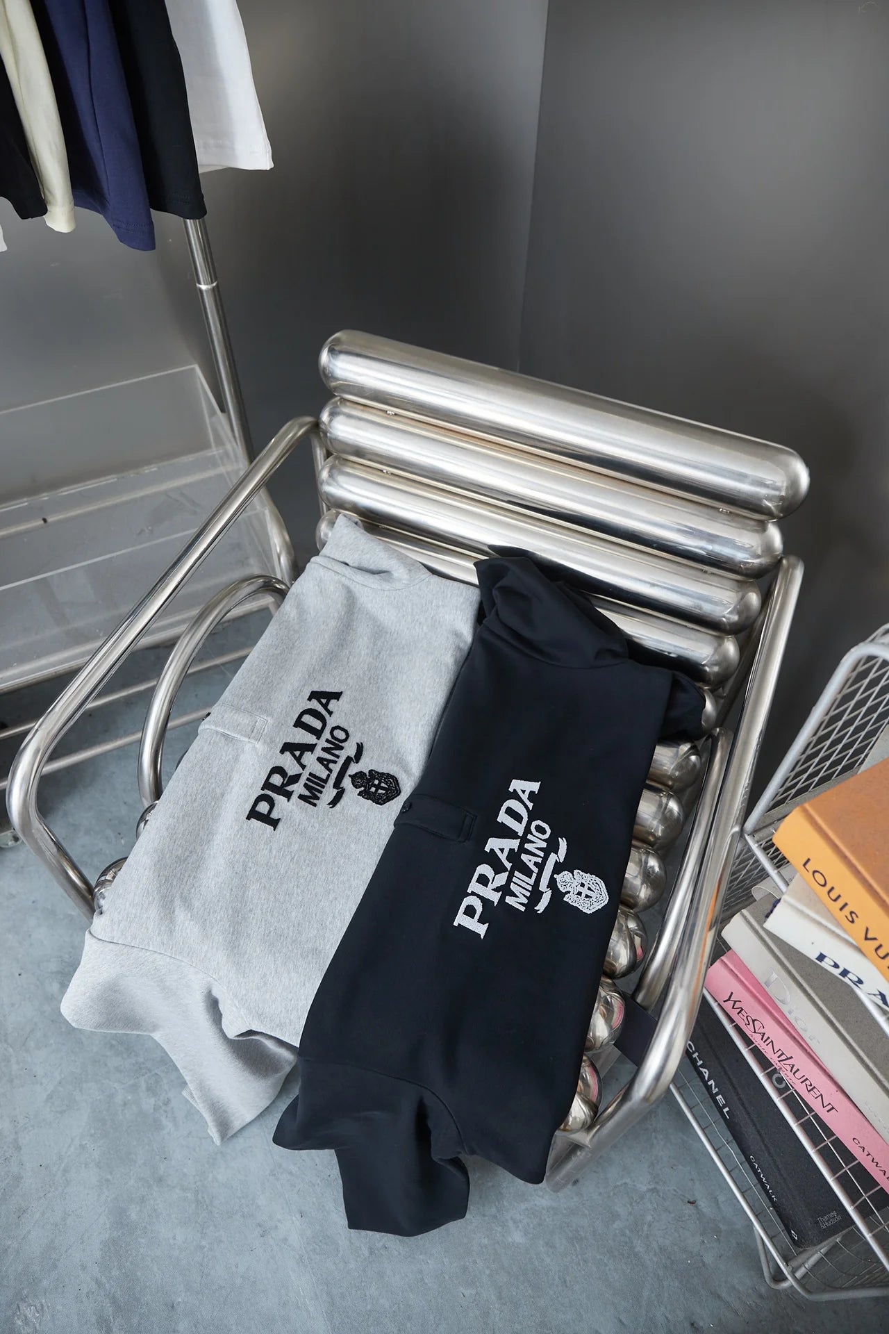 250902 New high-quality, simple embroidered lapel sweatshirt