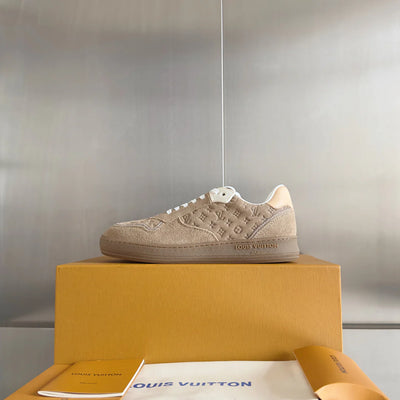 250318 New high quality new color board shoes