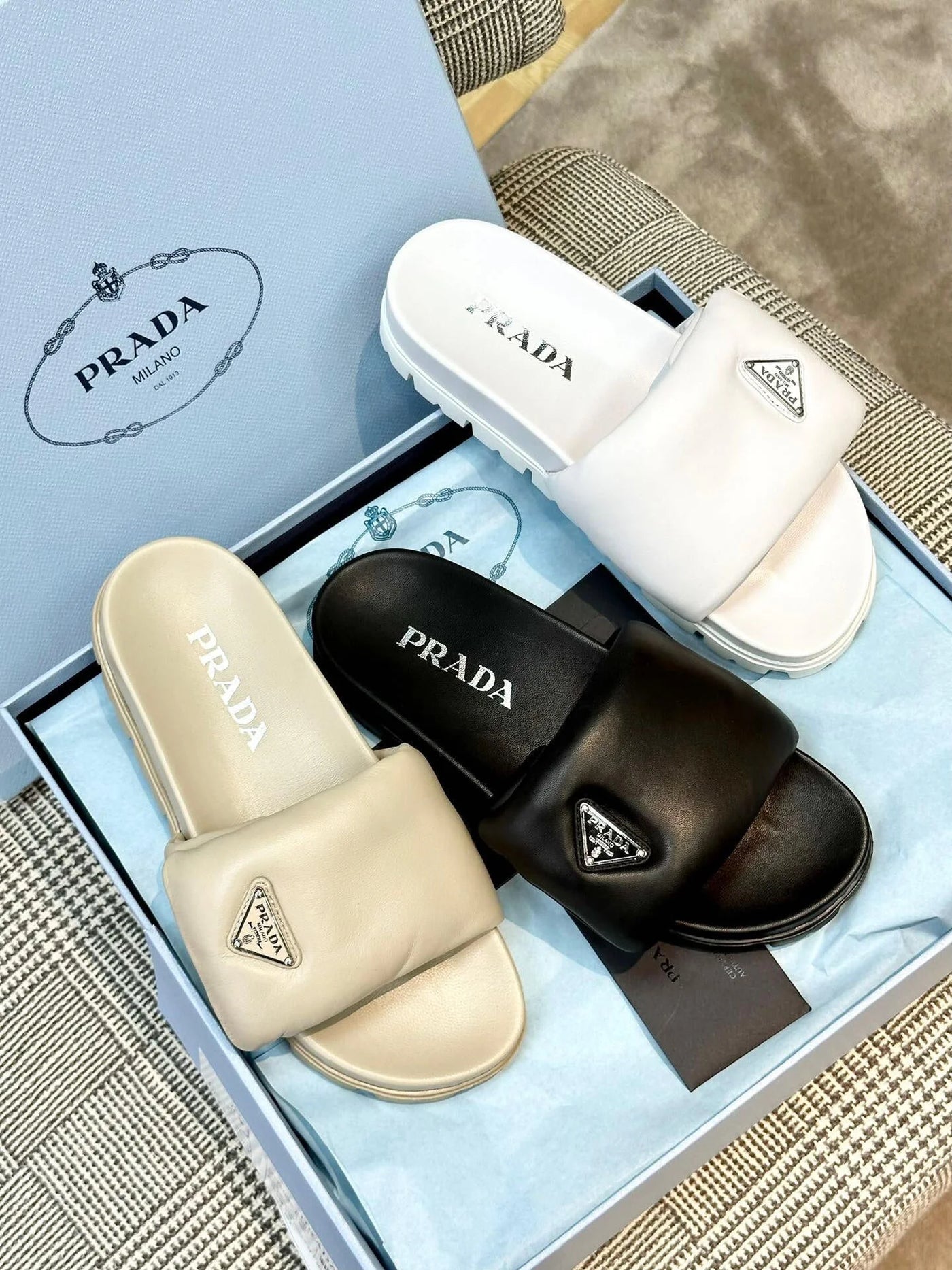 0528 bread slippers