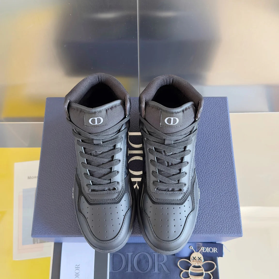 250415 New top-quality rest sports shoes and sneakers